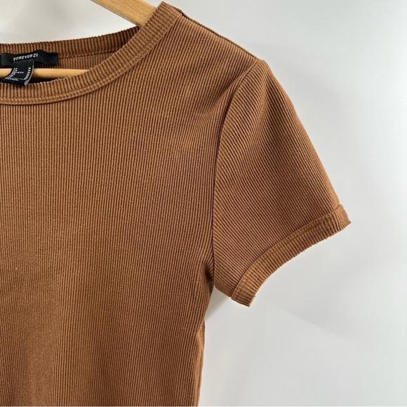 Forever 21 Ribbed Brown Short Sleeve - Picture 2 of 5